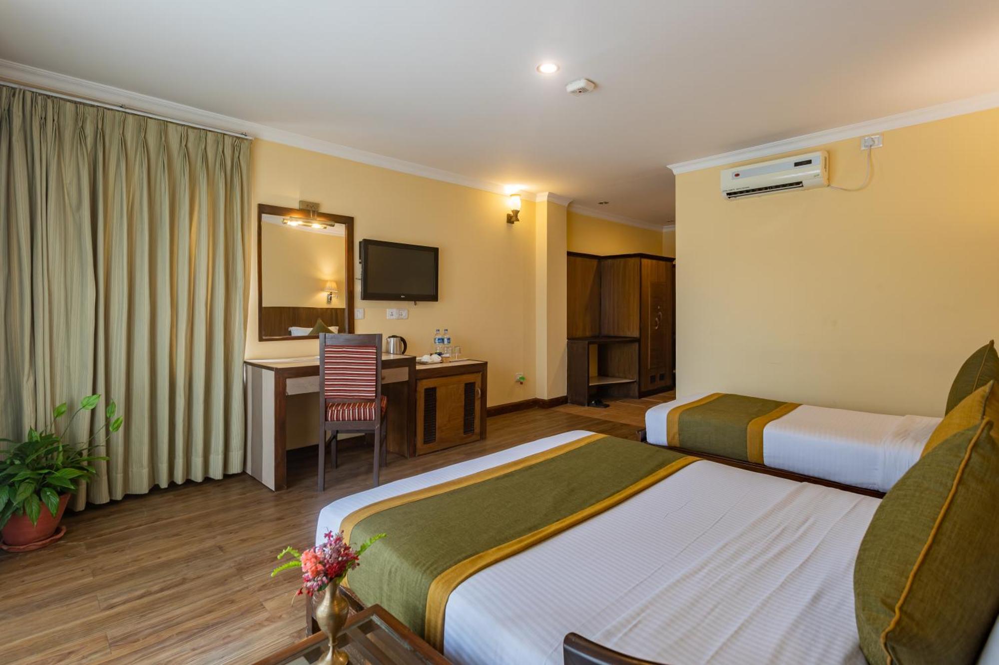 Resort Mount Kailash 4*
