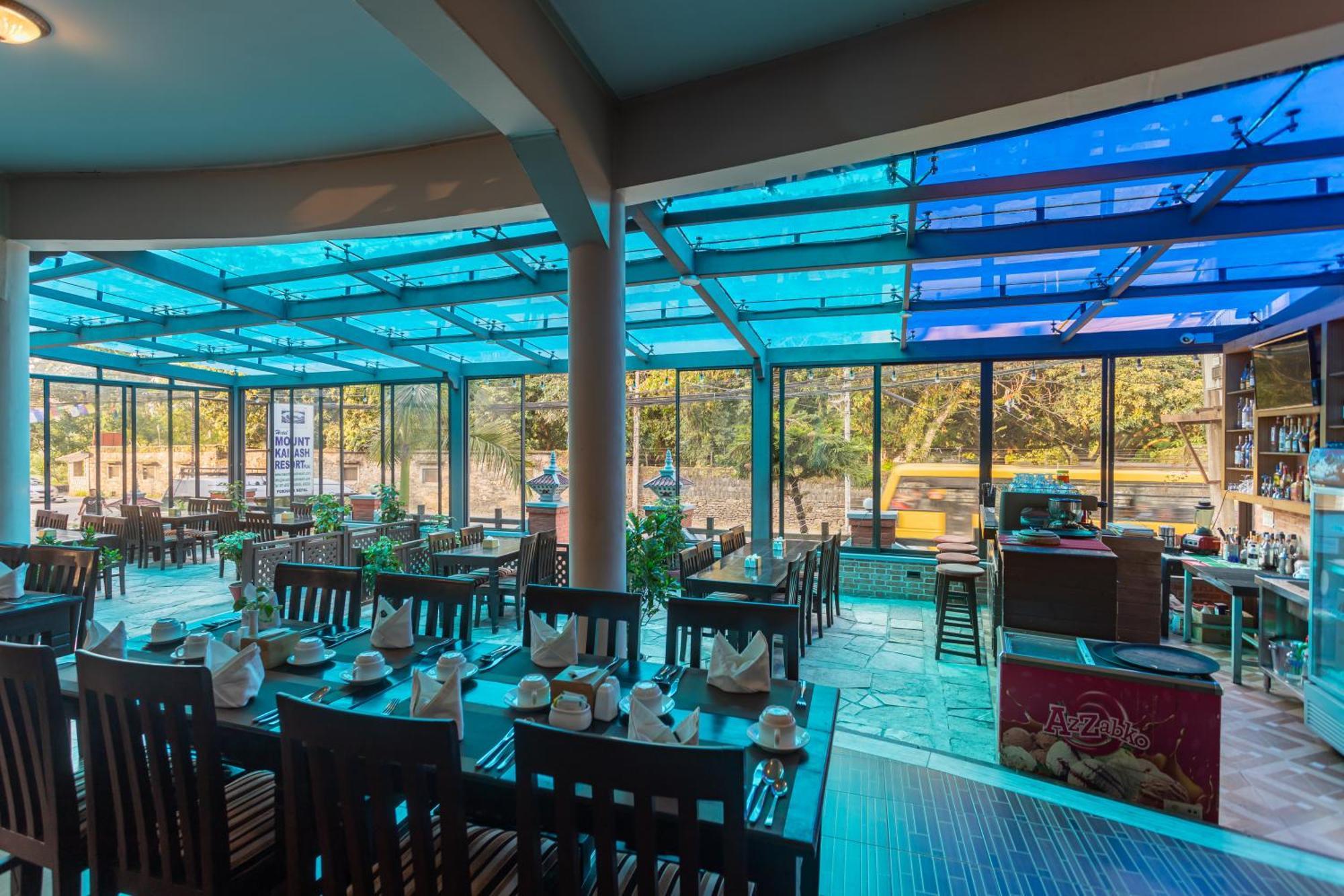 Mount Kailash Resort 4*